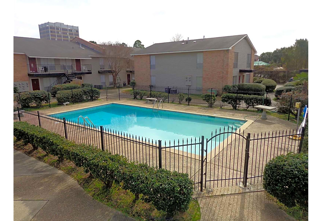 2022 Lobdell Blvd, Baton Rouge, Louisiana 70806, ,Apartment,For Rent,Lobdell Blvd,1205