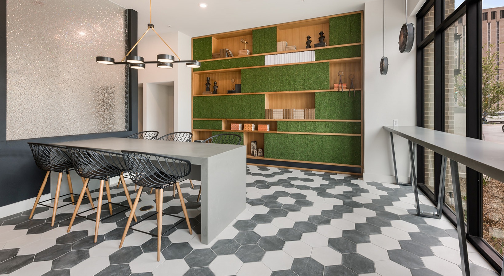 714 McCullough Ave, San Antonio, Texas 78215, ,Apartment,For Rent,McCullough Ave,1207