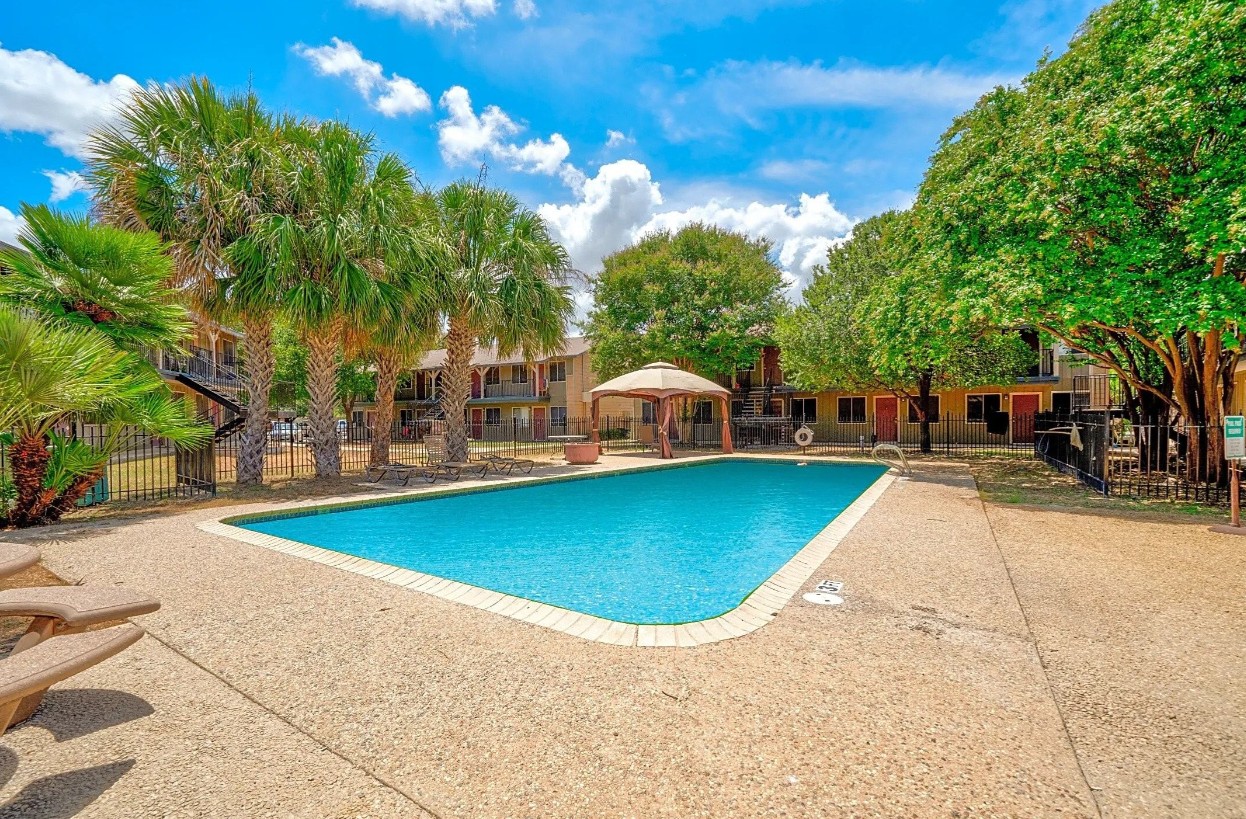 2506 S General McMullen, San Antonio, Texas 78226, ,Apartment,For Rent,S General McMullen,1212